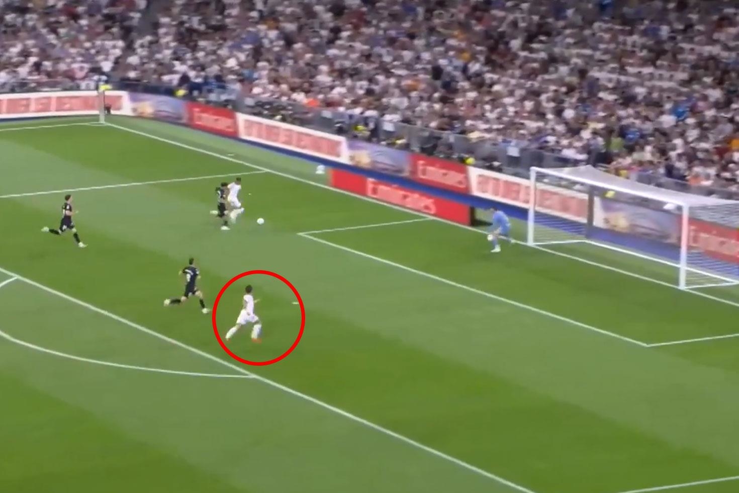 Arda Güler’e yapılana bakar mısınız? Tribünlerden büyük tepki var