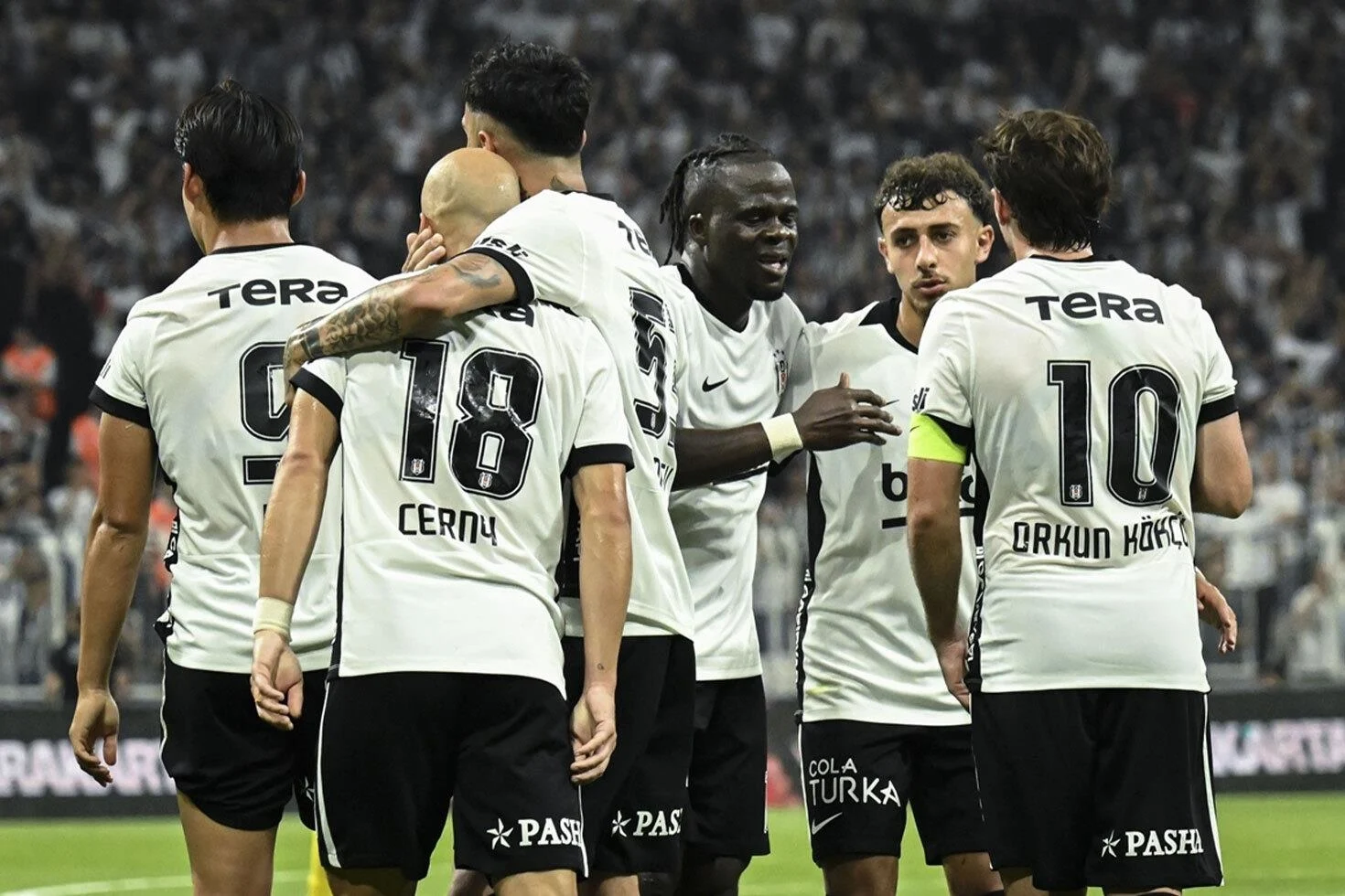 Kara Kartal pençeyi vurdu! Beşiktaş UEFA Avrupa Ligi’nde Play Off Turu’na yükseldi