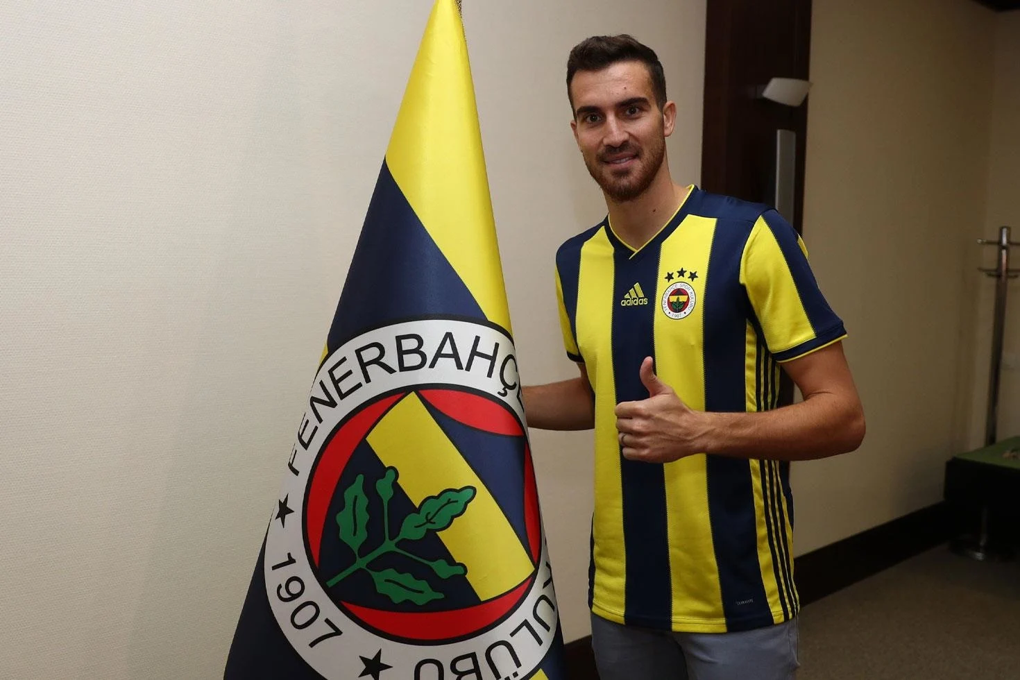Bir zamanlar Fenerbahçe’deydi! Aylardır kulüpsüz olan Harun Tekin’in yeni adresi şaşırttı