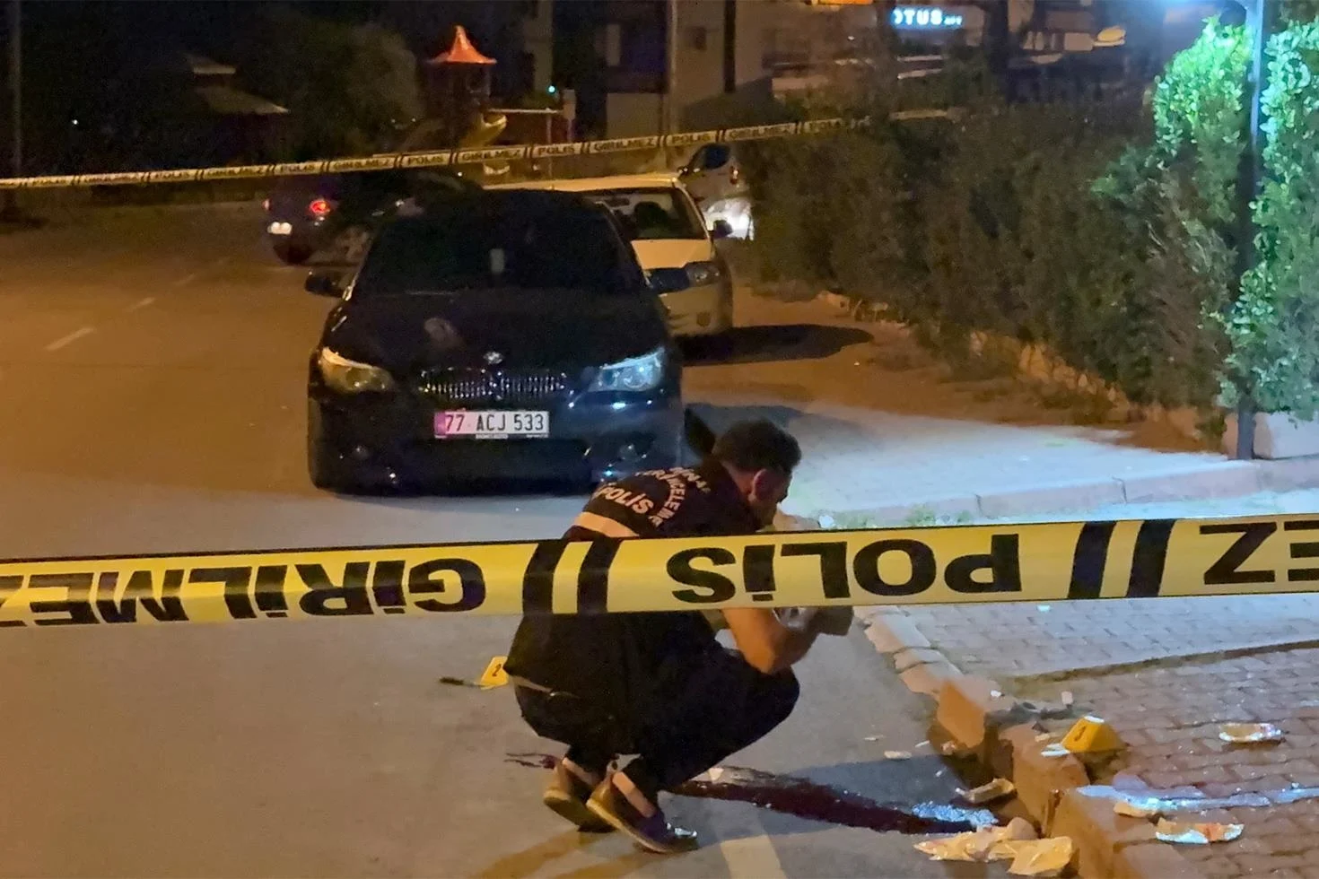 Baba Ogul Arasinda Sigara Parasi Kavgasi Birbirlerini Bicakladilar 20170460 42 Jpg