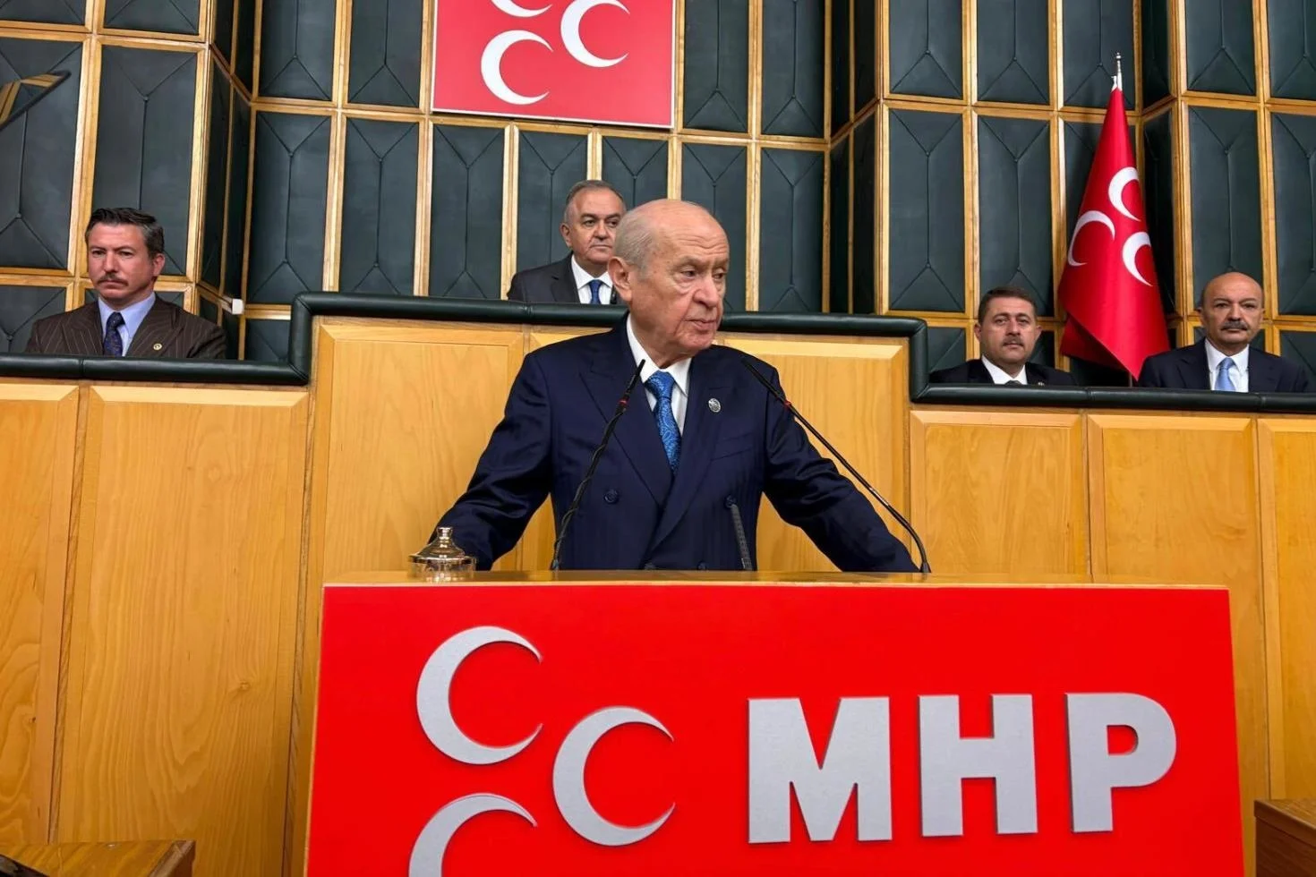 Bahçeli’den “çerçeve yasa” açıklaması: Tam destek verilmeli