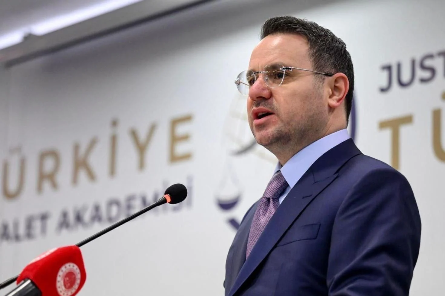 Bakan Gürlek duyurdu: Artık davalar yıllarca sürmeyecek
