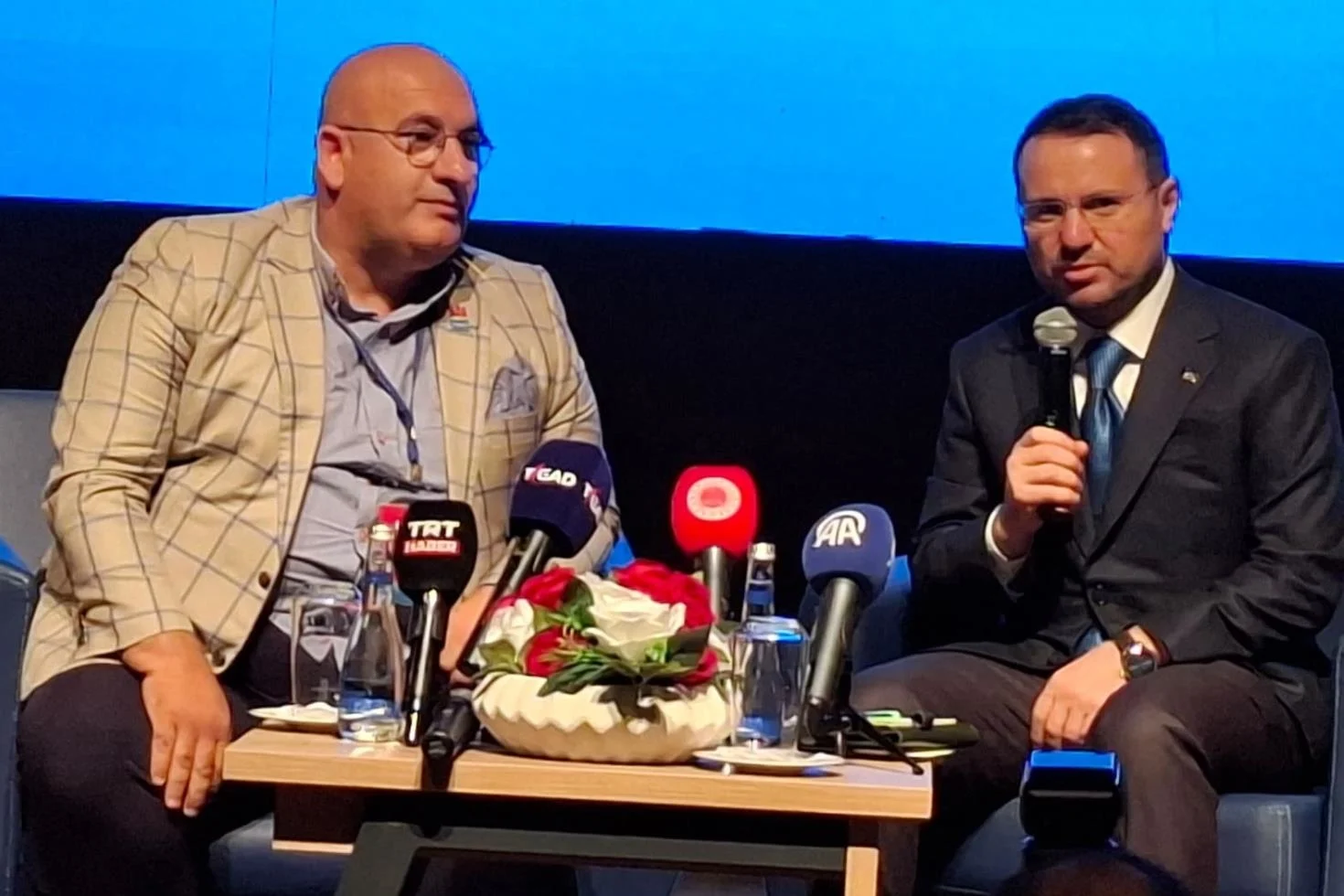 Bakan Gürlek duyurdu: Sosyal medya düzenlemesi geliyor
