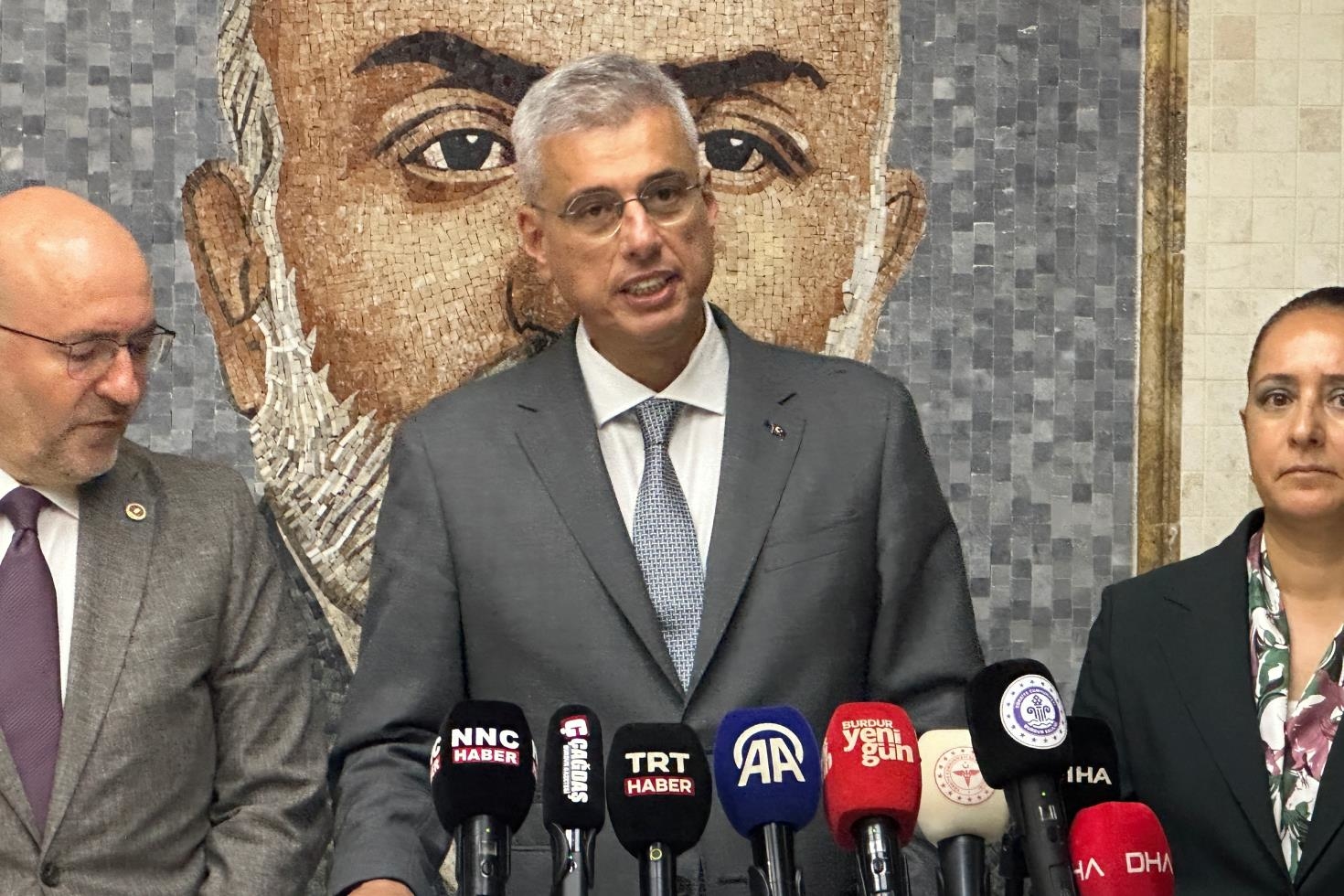 Bakan Memisoglundan Saglikci Annelere Mujde 24 Saat Hizmet Verecek 20161115 72 Jpg