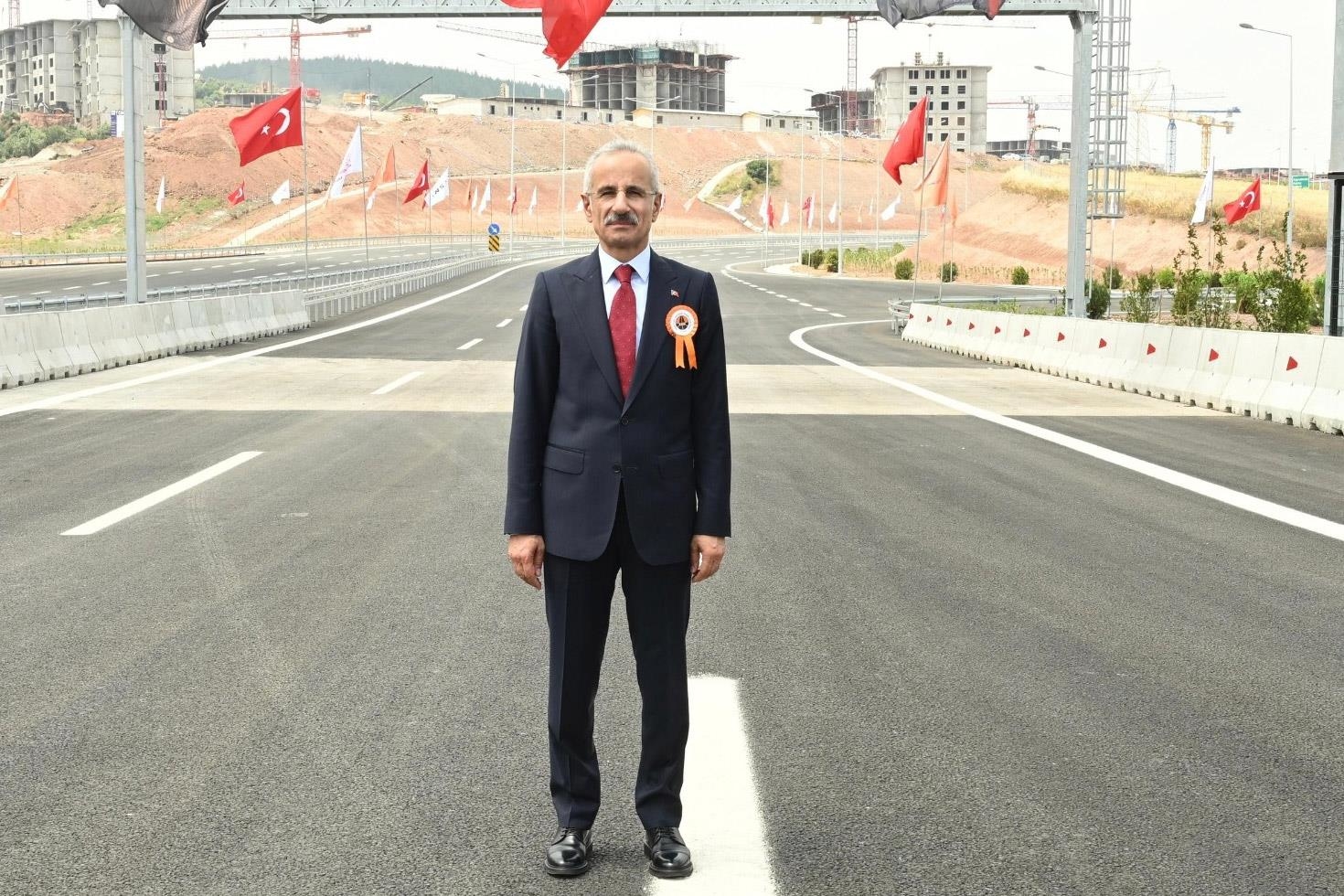 Bakan Uraloglu Duyurdu Ankaraya Giriste Bir Donemin Sonu 20171537 72 Jpg