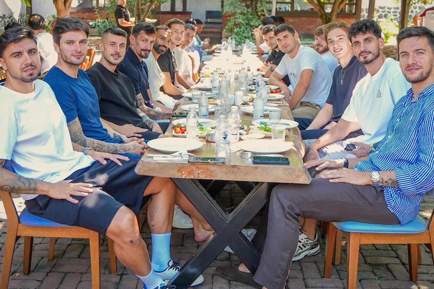 Trabzonspor kahvaltıda buluştu! O kareye beğeni yağdı