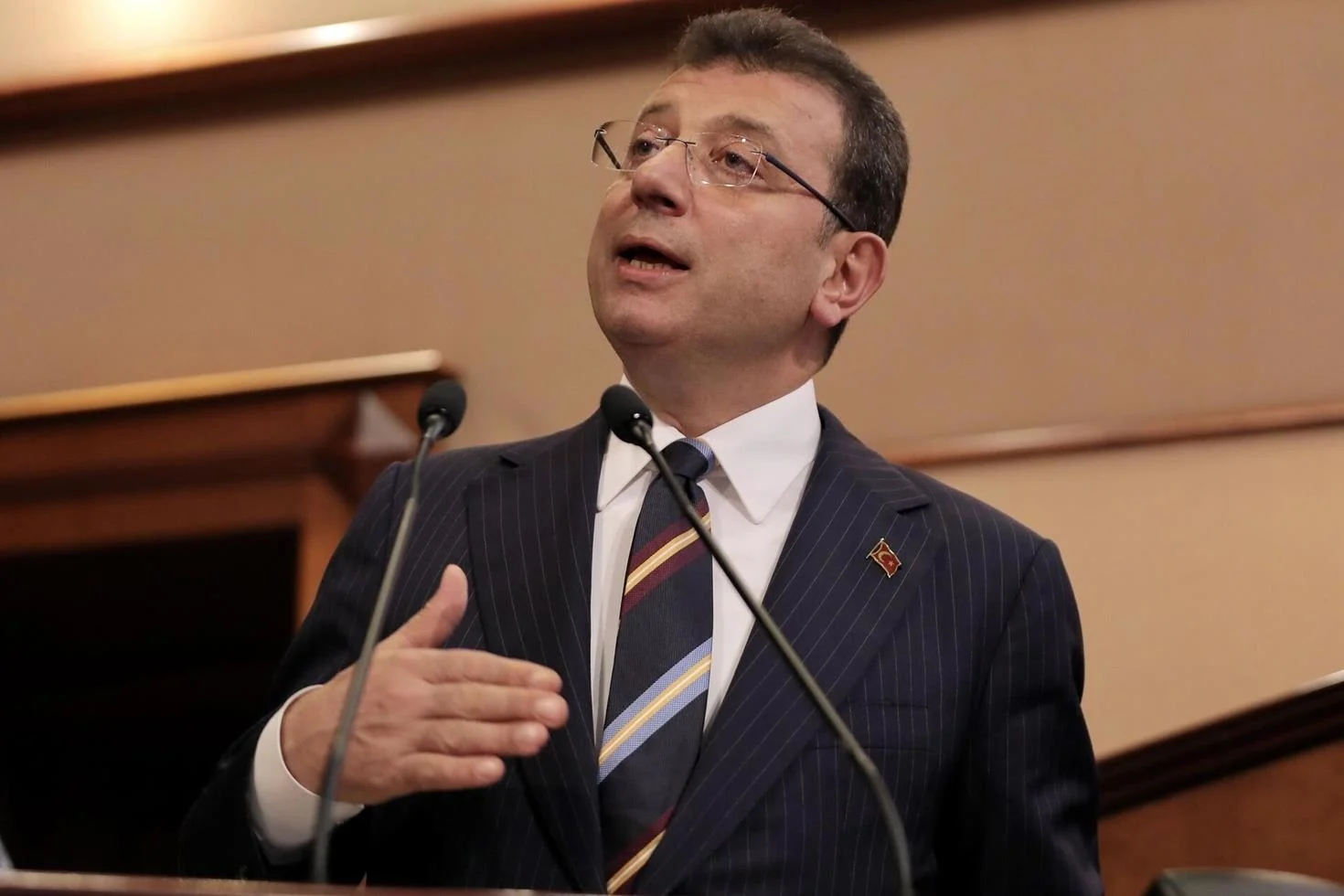 Belediyede rüşvet kavgası! Bağrışmaları duyan İmamoğlu da odasından çıkıp gelmiş