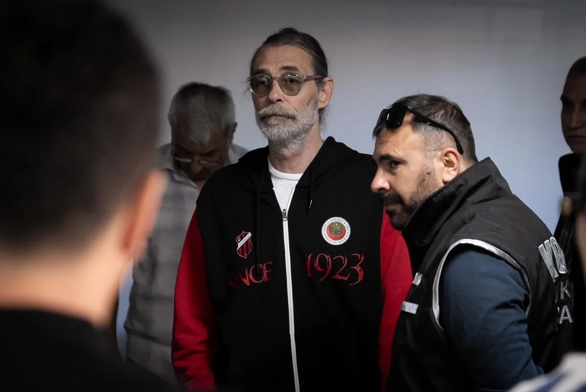 Yeni Partili Günaydın’dan Beşikçioğlu’na olay sözler: Adam uyuşturucu kullanıyor