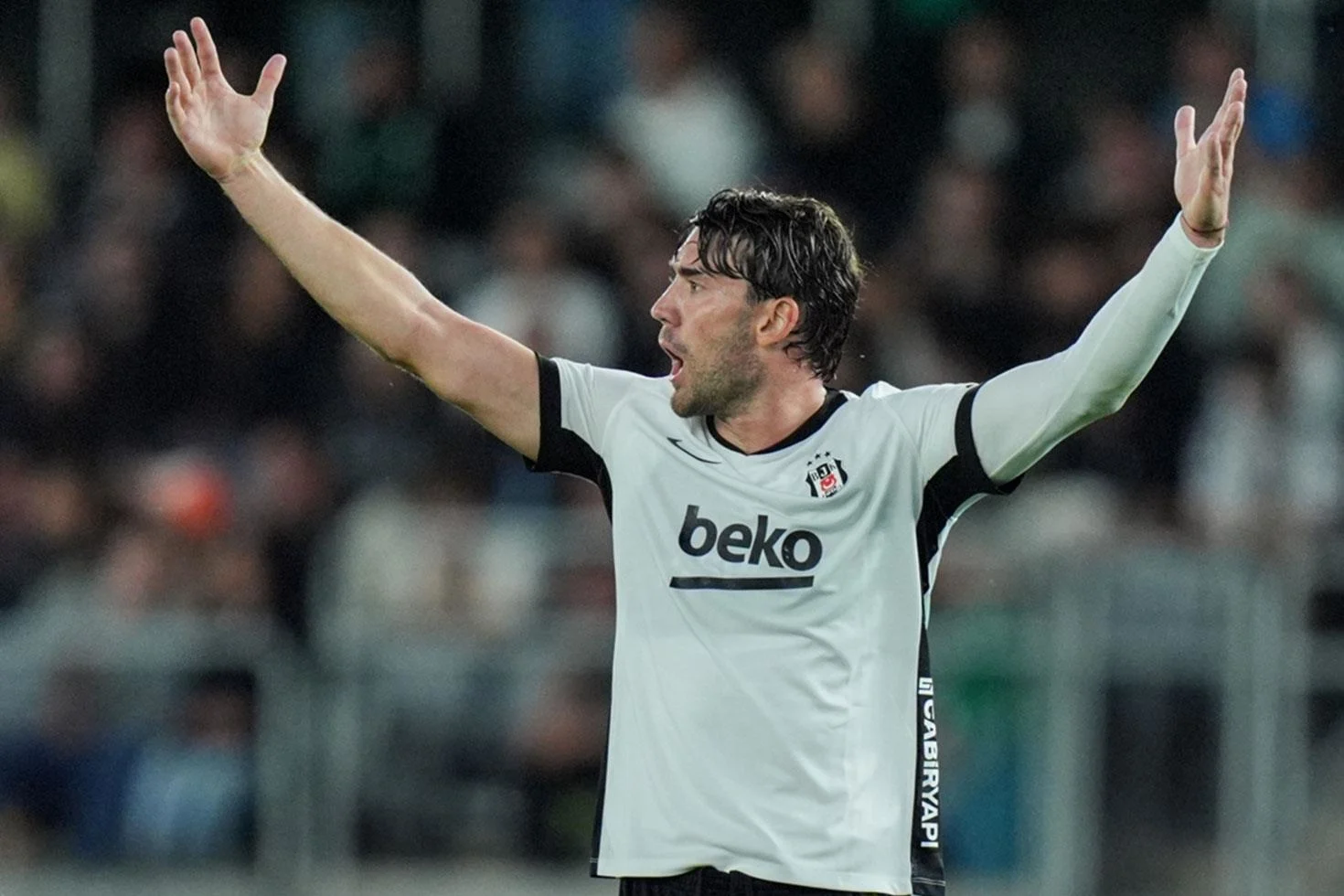 Beşiktaş kaybetmesine rağmen Avrupa Ligi biletini aldı