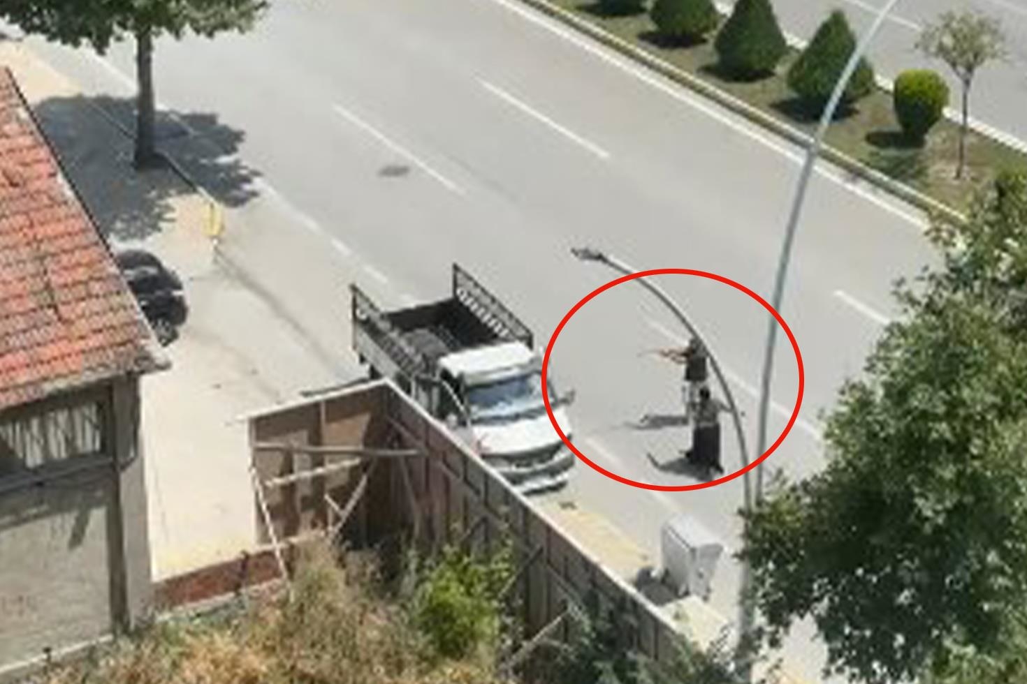 Akrabaların kız kaçırma kavgasında kan aktı: 1’i ağır 4 kişi yaralandı