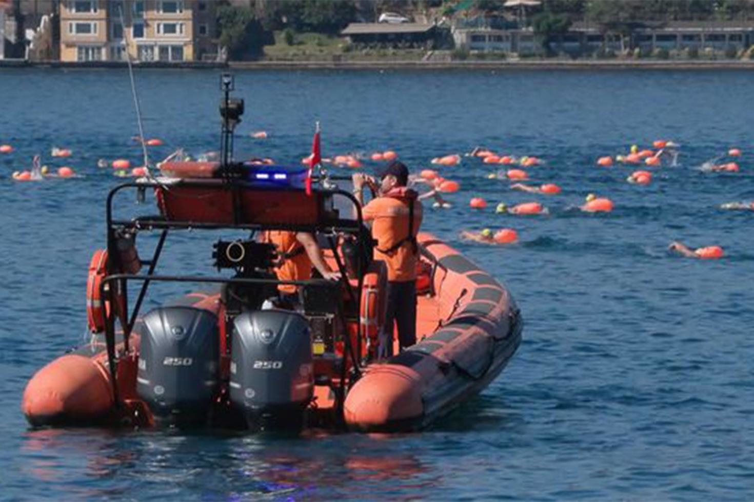 Bogazici Kitalararasi Yuzme Yarisinda Kanlicadan Start Verildi 20168708 14 Jpg