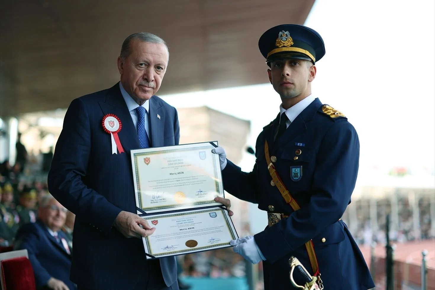 Erdoğan’dan Kara Harp Okulu’nda FETÖ mesajı: Haysiyetsizleri ordumuzdan temizlemeyi başardık