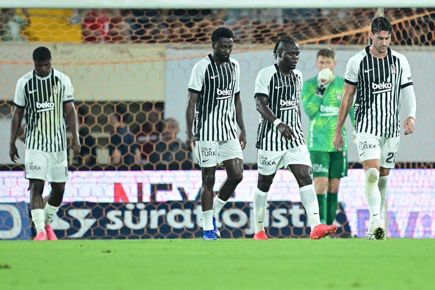 Beşiktaş’ta sadece maç kaybedilmedi, 613 dakikalık seri de bitti