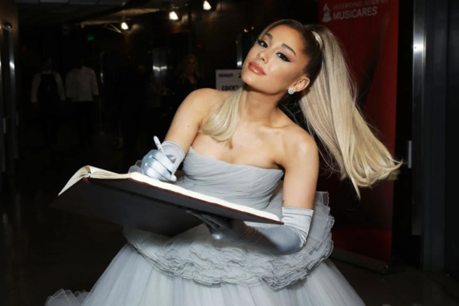 Eski halinden eser yok: Ariana Grande’den hayranlarını üzecek karar