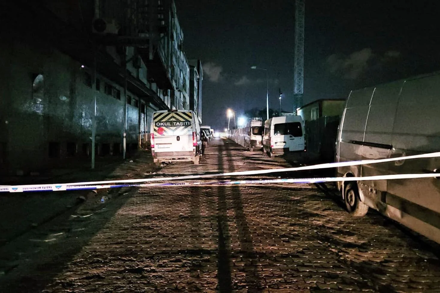 Gece yarısı yürekler ağza geldi: Mahalleli ne olduğunu anlamadan yasak geldi