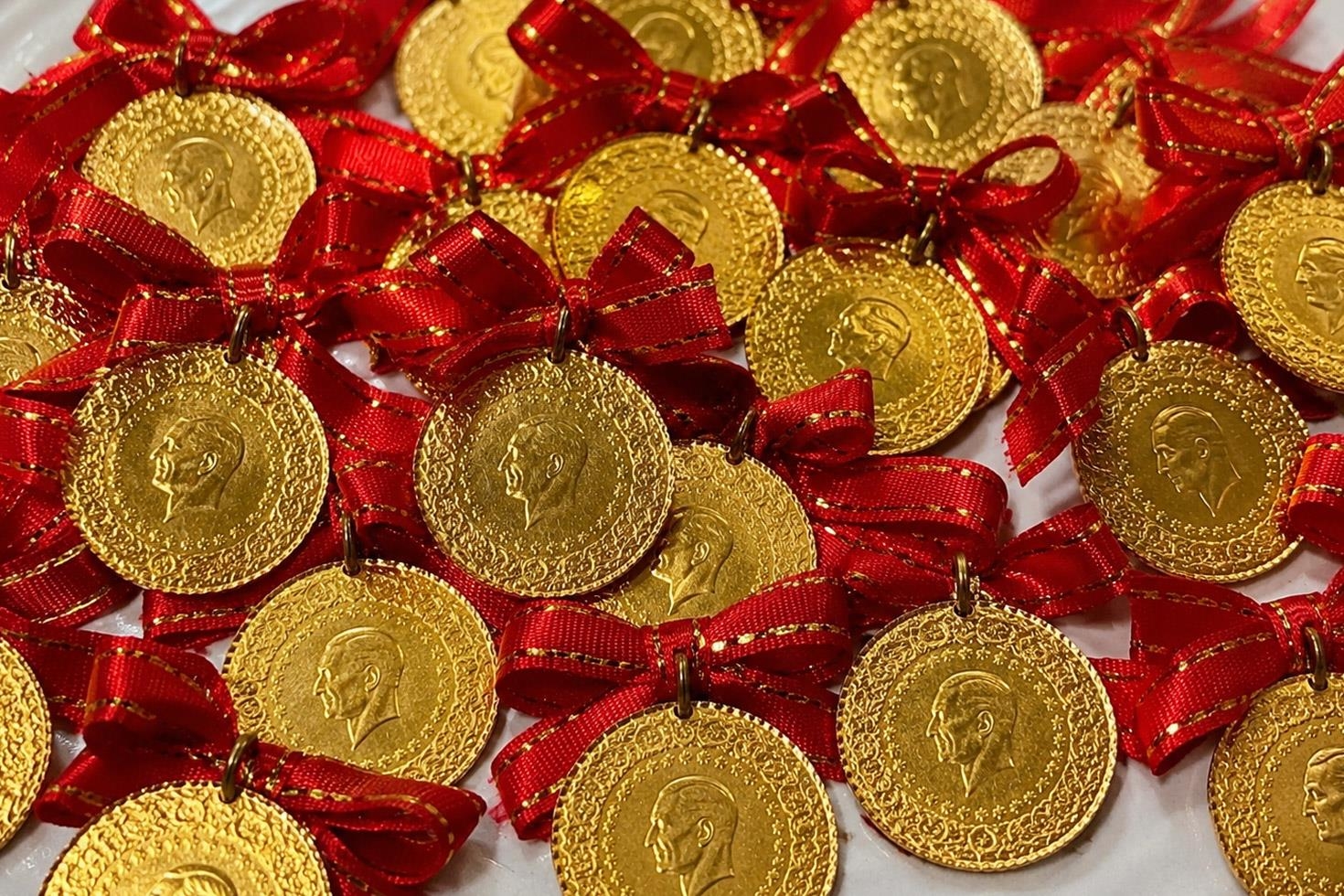 Gram Altinin Fiyatini Gorenler Gozlerine Inanamiyor 20186558 26 Jpg