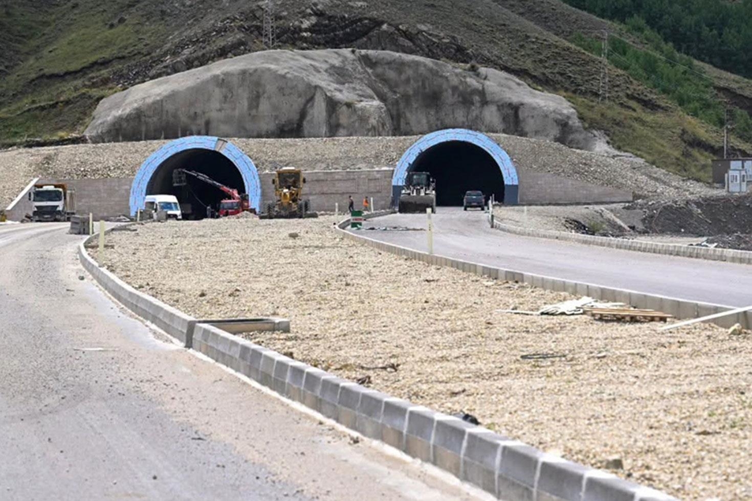 Erzurum ile Rize arasındaki mesafeyi 52 kilometre kısaltacak dev tünelin inşası hız kazandı