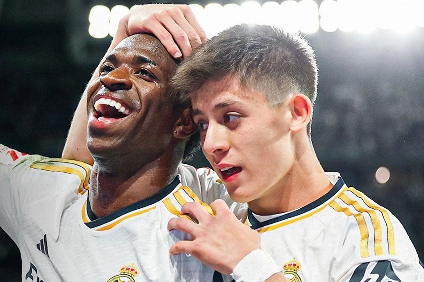 Real Madrid’de Vinicius Junior’un sözleşmesi yenilendi