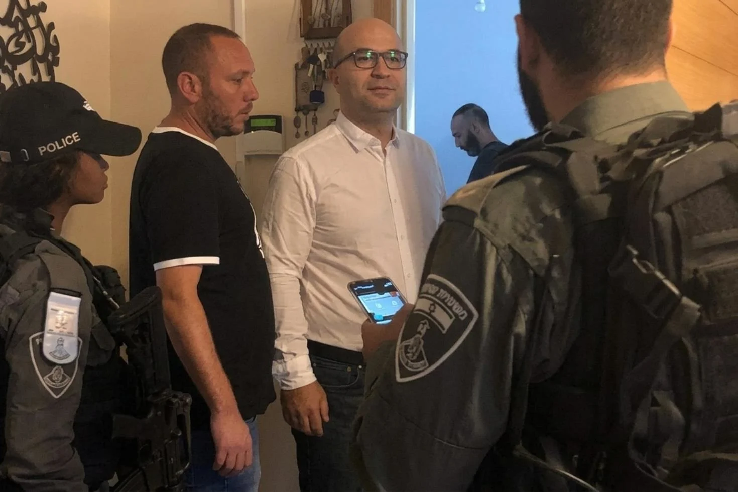 Israil Filistinli Bakani Gozaltina Aldi 20157814 50 Jpg