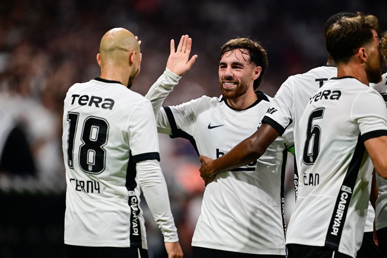 Kara Kartal sezona 3 puanla başladı! Beşiktaş, Eyüpspor’u devirdi