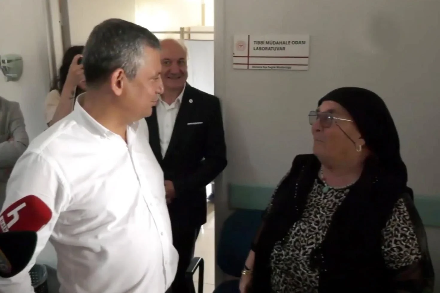 “Kılıçdaroğlu baba ne yapıyor?” sorusunu Özgür Özel’den bomba yanıt