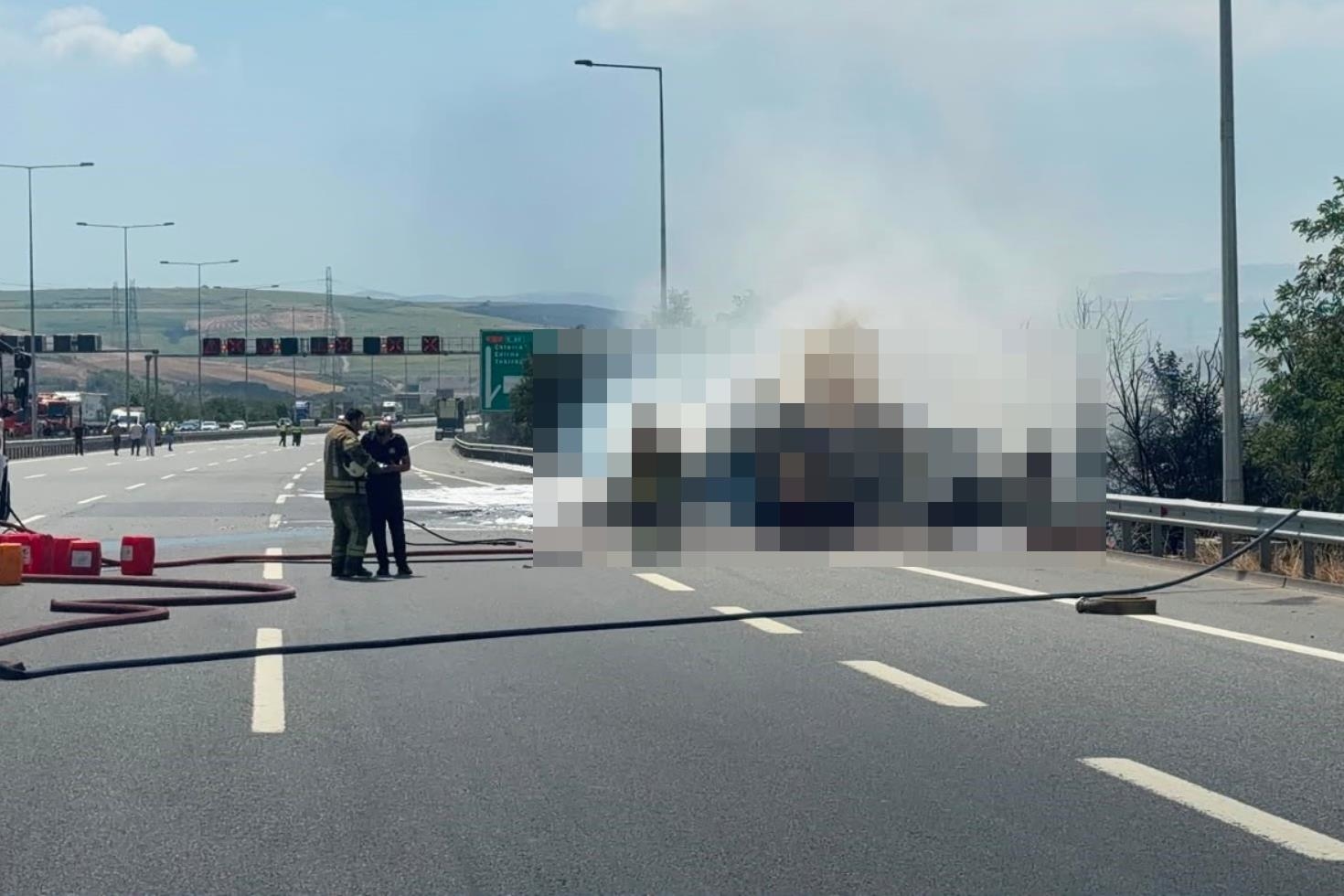 Koca TIR küle döndü: Geriye sadece bu görüntüler kaldı