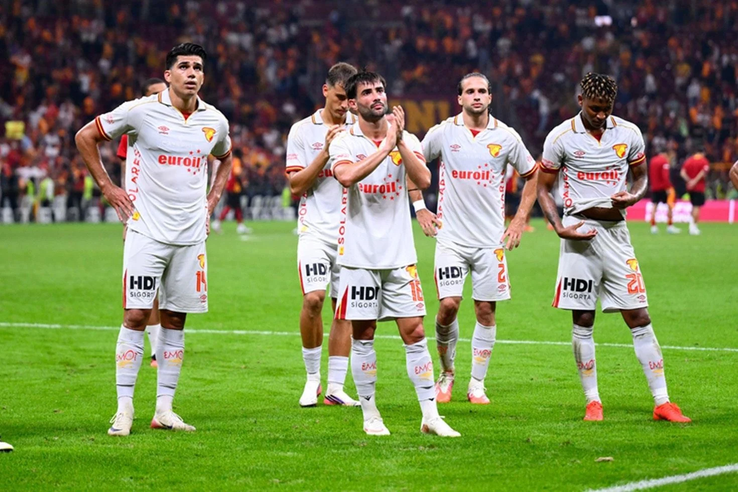 Maç biteli saatler oldu, tansiyon dinmiyor! Göztepe’den bir flaş paylaşım daha