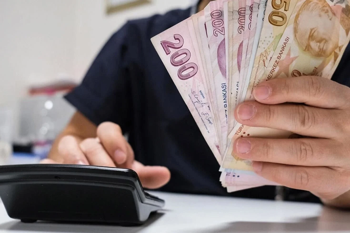 Memur ve emeklinin maaş zammında hesaplar değişti! İşte yeni rakamlar