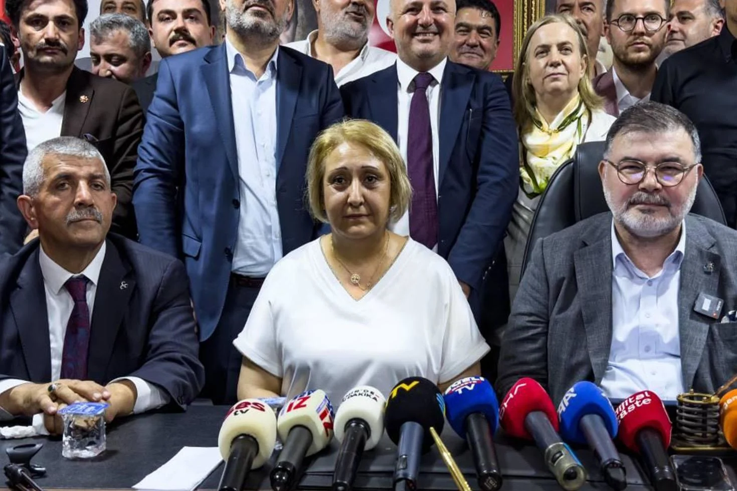 Büyük kavgalarla seçim tamamlanmıştı! Menderes Belediye Başkan Vekili seçimi yargıya taşınıyor