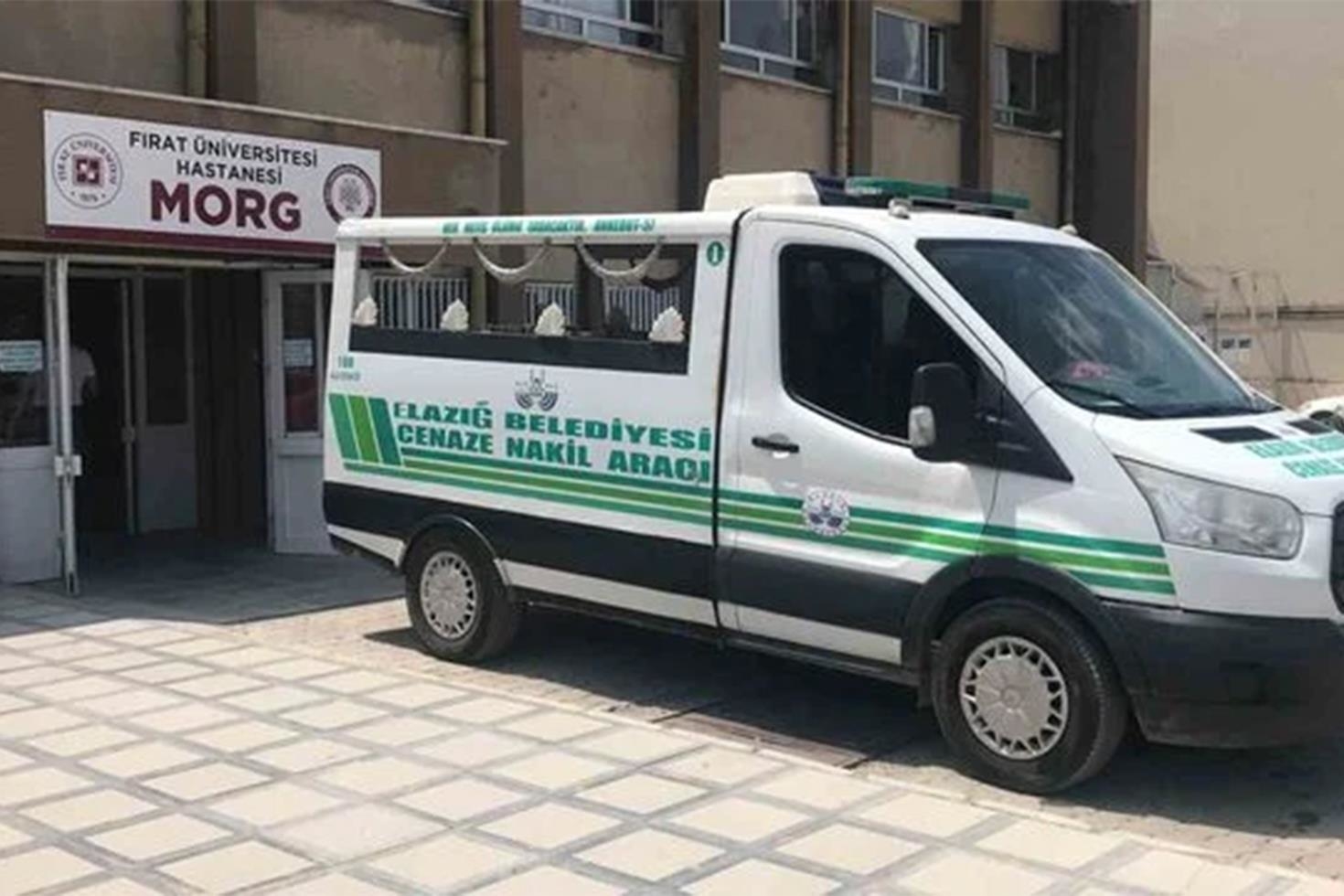 Motosiklet yayaya çarptı: 15 yaşındaki sürücü hayatını kaybetti