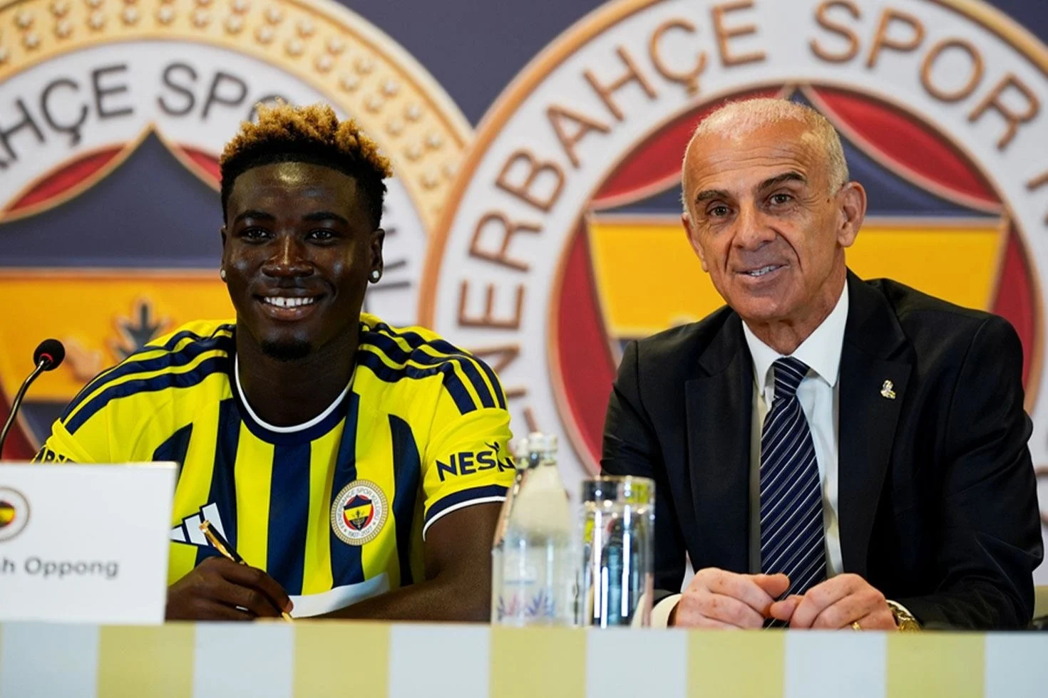 Fenerbahçe’de Kojo Peprah Oppong imzayı attı! Meğerse eski yıldızla telefonda görüşmüş