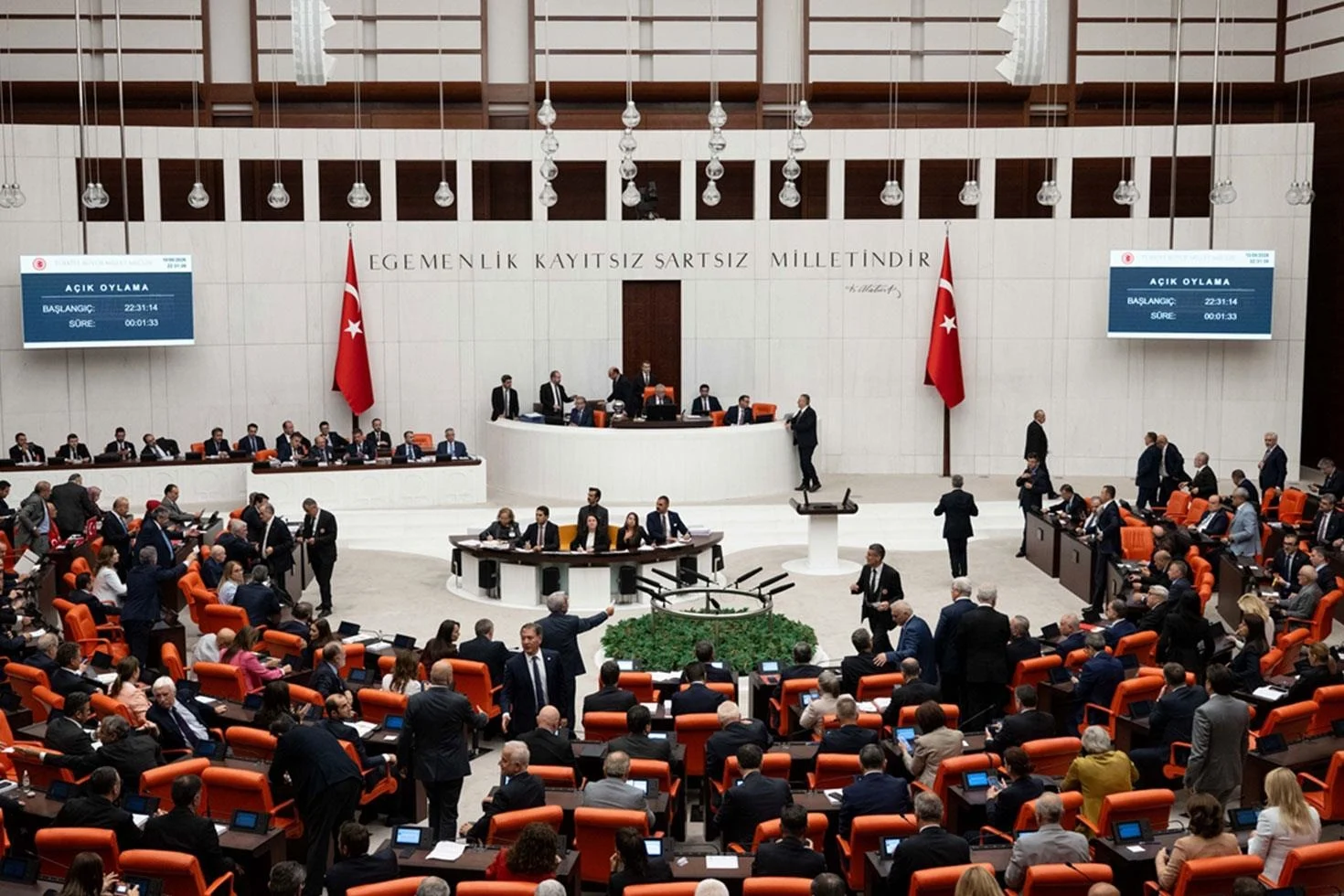 Çerçeve yasaya bağımsız milletvekillerinden tek ‘ret’ Koray Aydın’dan
