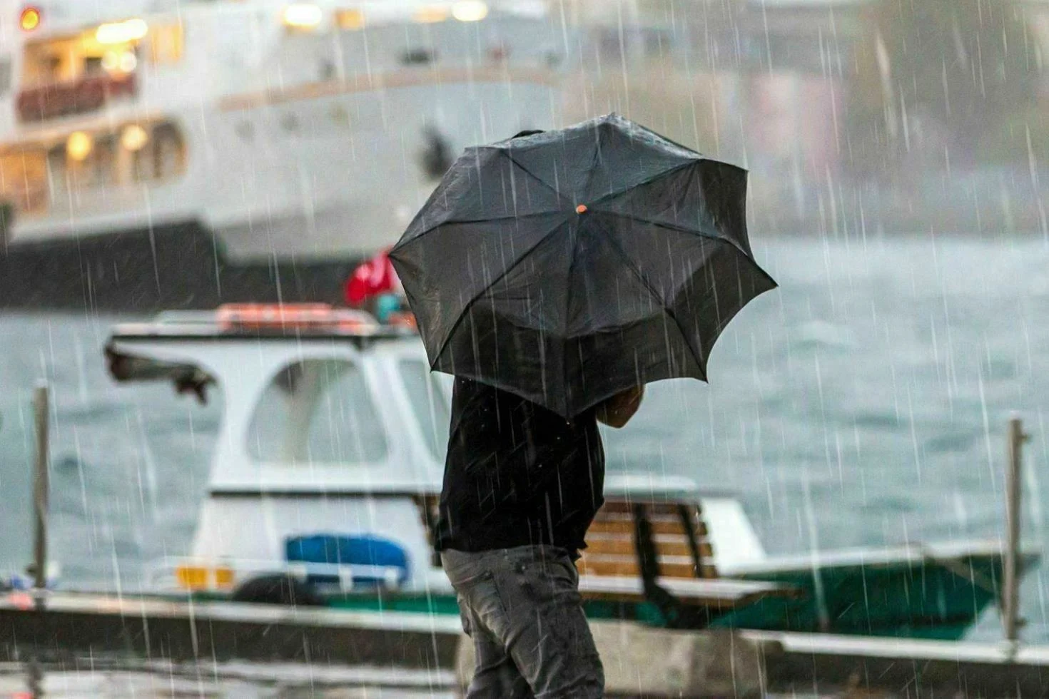 Meteoroloji saat vererek uyardı: Ankara dahil birçok ile sağanak geliyor