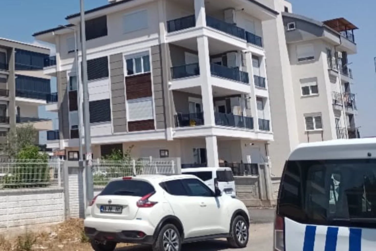 Polis memurunun sır dolu ölümü! 3 gün önce taşındığı evinde başından vurulmuş halde bulundu