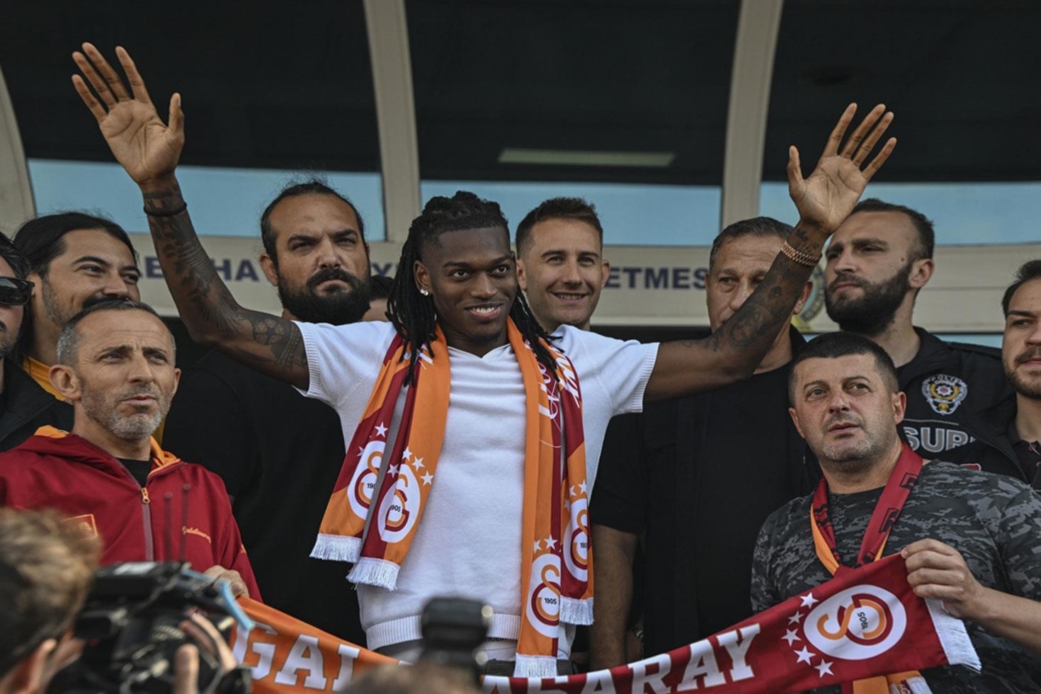 Leao’dan flaş itiraf: Galatasaray için onları reddettim