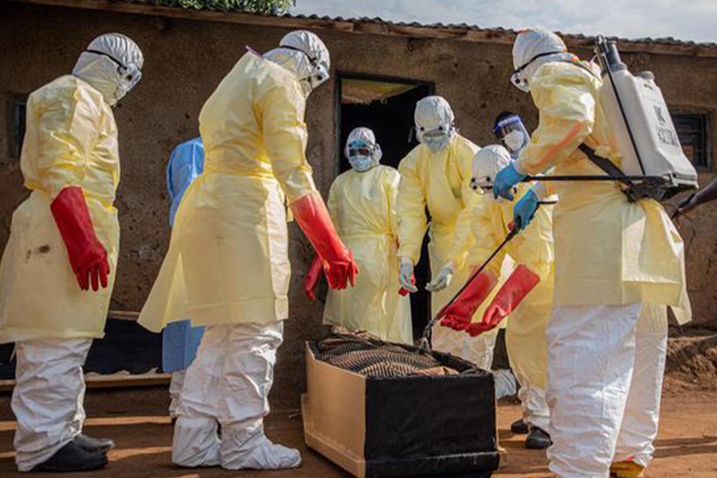 Ebola bilançosu ağırlaşıyor: Vaka sayısı 3 bin 500’ü aştı, can kaybı 1500’e yaklaştı