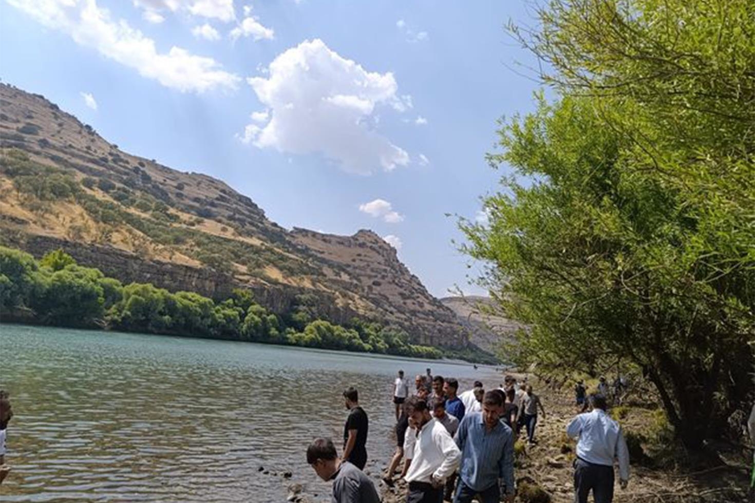 Serinlemek için Dicle Nehri’ne giren genç kız boğuldu
