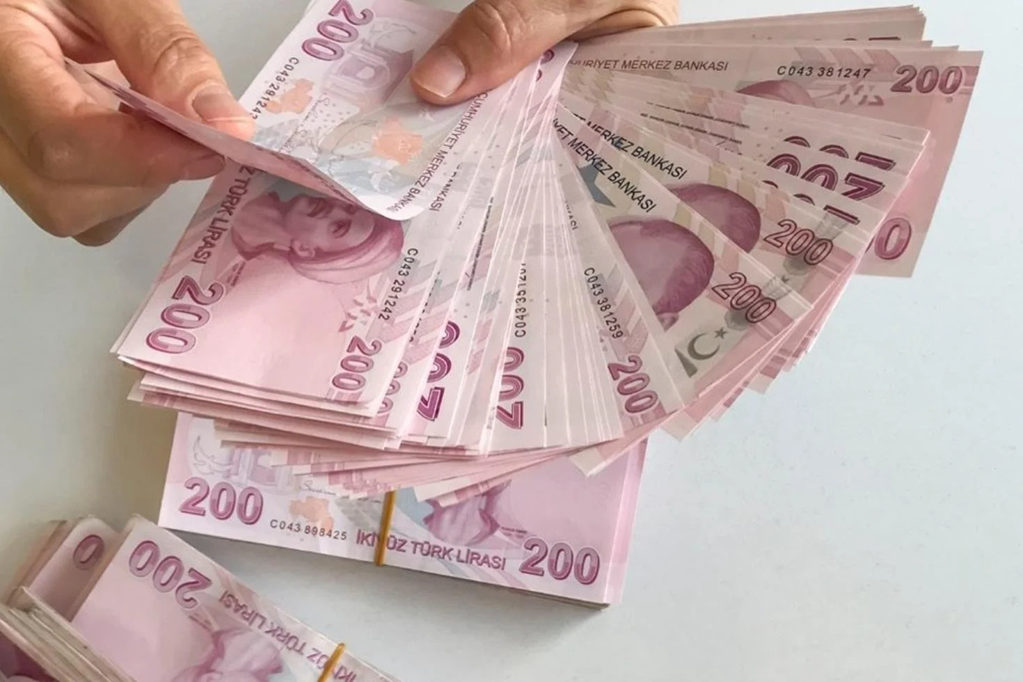 Son Aylarin En Buyuk Indirimi Geliyor 20114998 62 Jpg