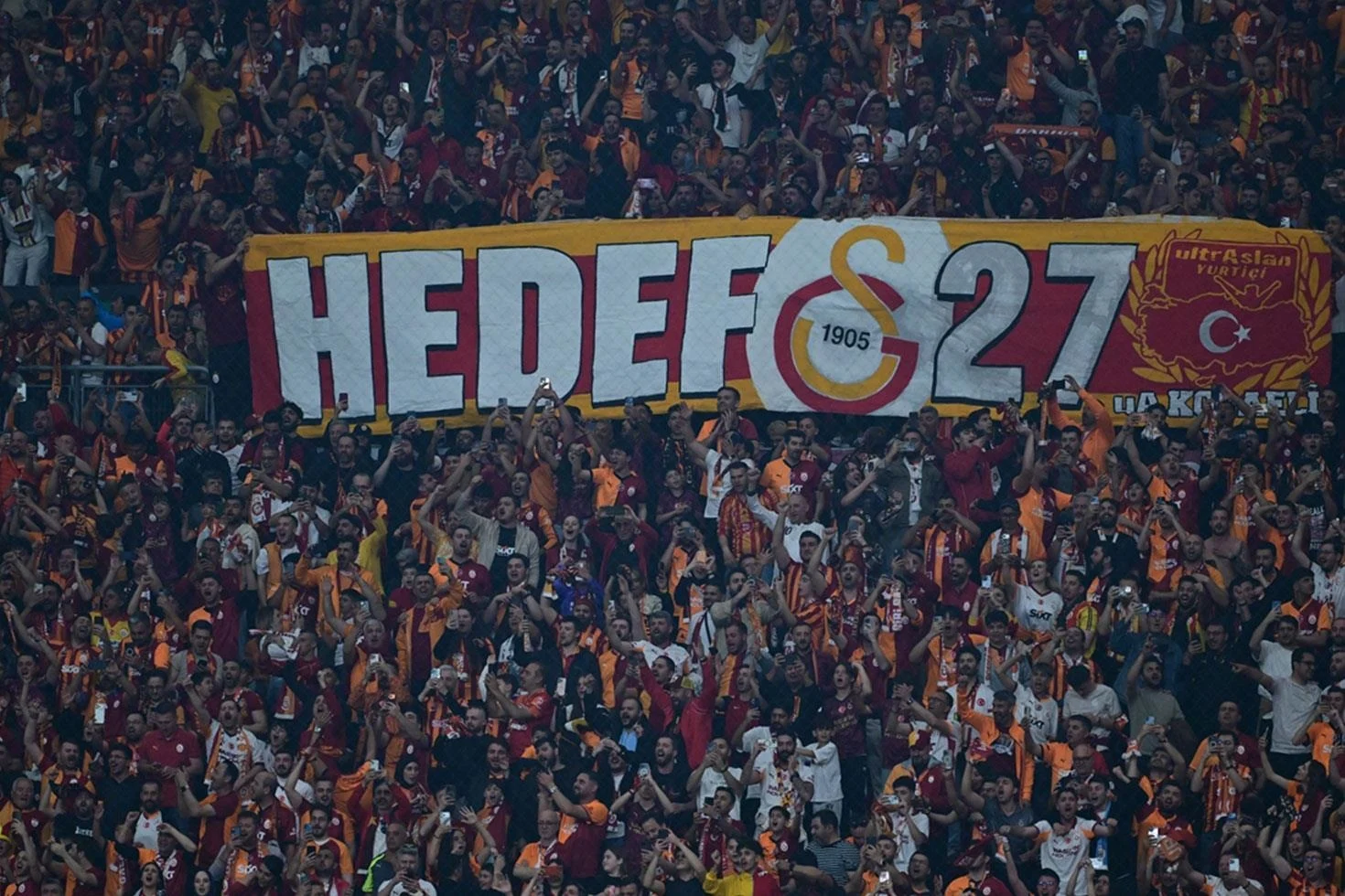 Sonunda ikna edildiler! Galatasaray yeni golcüsüne kavuşuyor