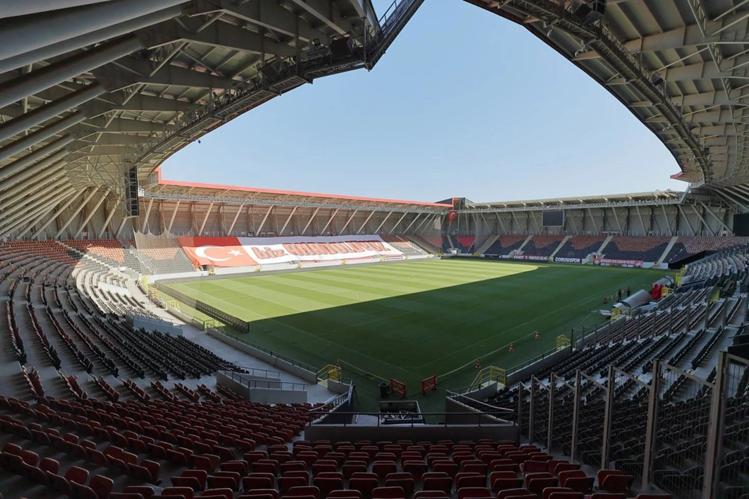 Süper Lig’in yeni stadı ilk maça hazır