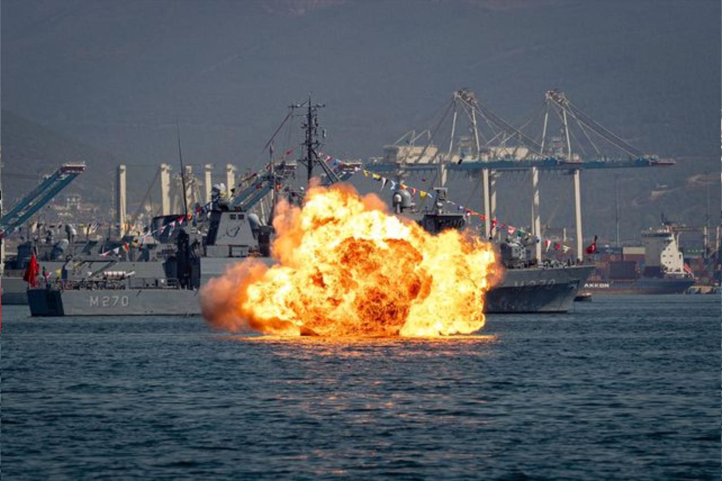 TEKNOFEST’te nefes kesen gösteri: SAT ve SAS komandoları hayran bıraktı