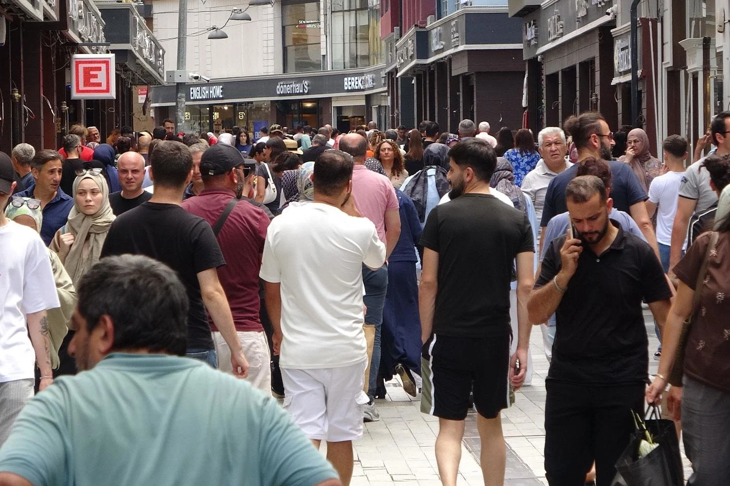 Trabzon’da 7’den 70’e herkes Salah’ı bekliyor