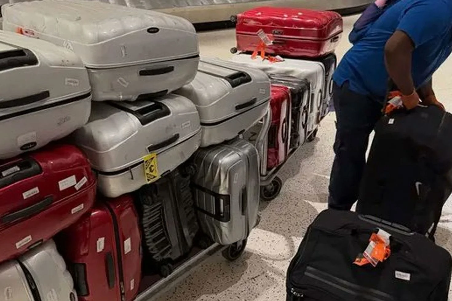 Türkiye’de 3 ay tatil yaptı! ABD’ye tam 16 adet valizle geri döndü