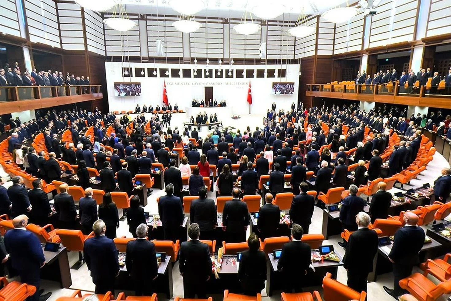 “Suça sürüklenen çocuk” düzenlemesinde ilk 2 madde kabul edildi