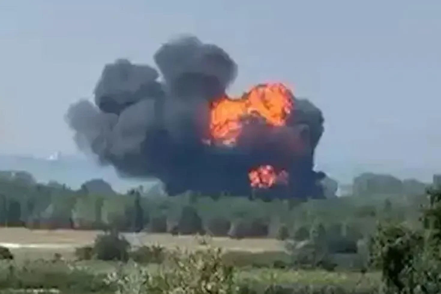 Yalova’da düşen F-16 eğitim uçağının enkazına ulaşıldı