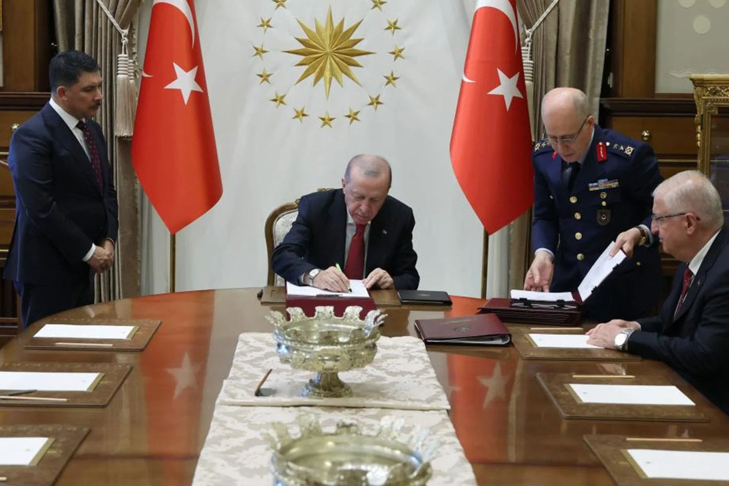 YAŞ kararları Resmi Gazete’de