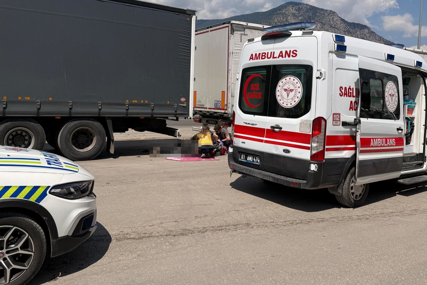TIR tamiri faciayla bitti! Yaşlı adam feci şekilde can verdi
