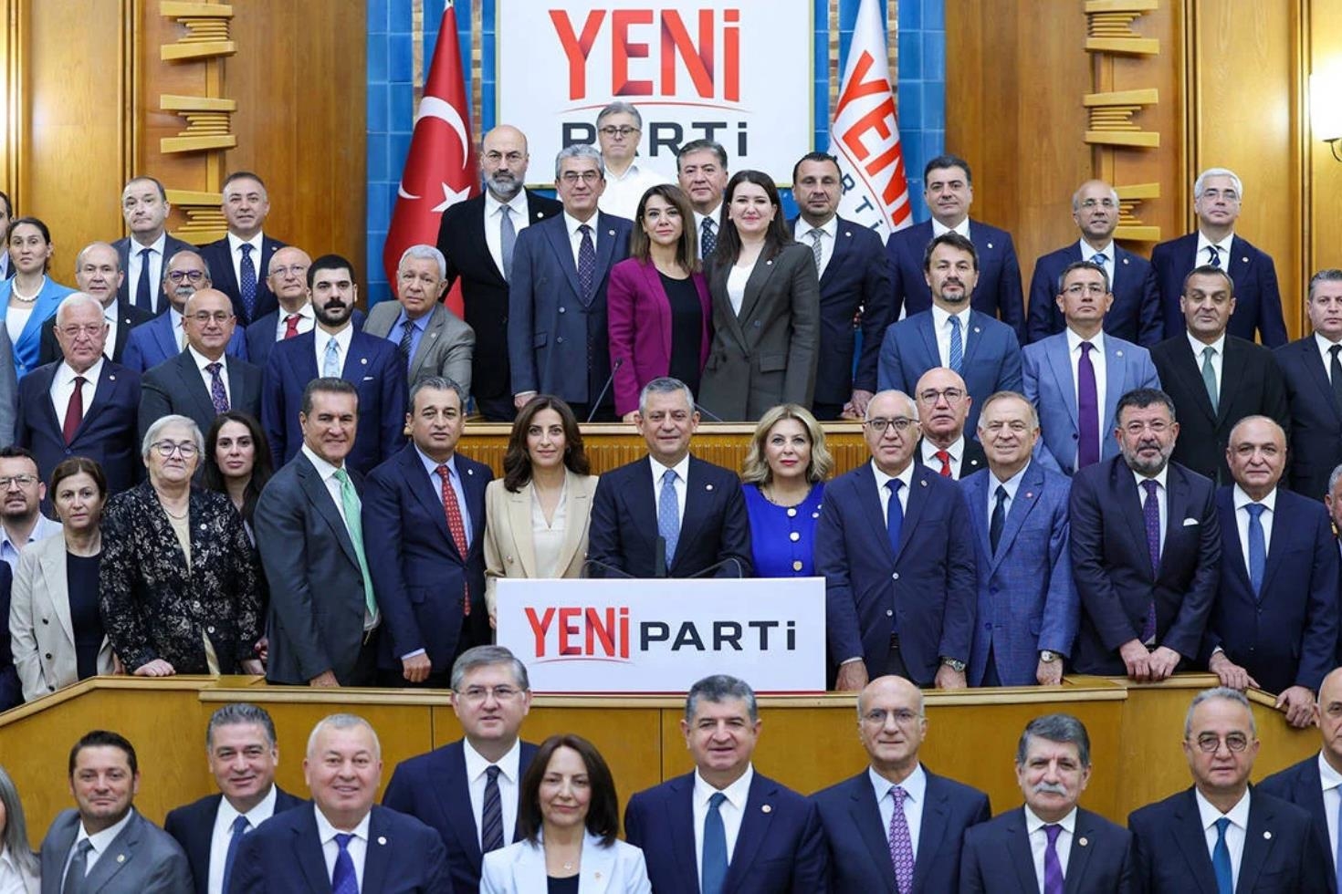 Yeni Parti’nin kongre takvimi belli oldu: Süreç nasıl işleyecek?