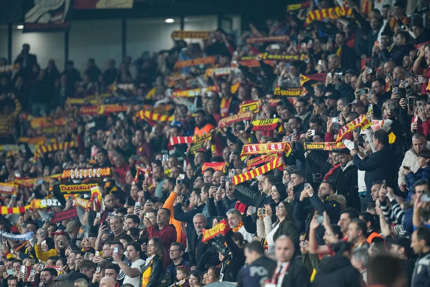 Göztepe yeni sezon öncesi vitesi 5’e taktı