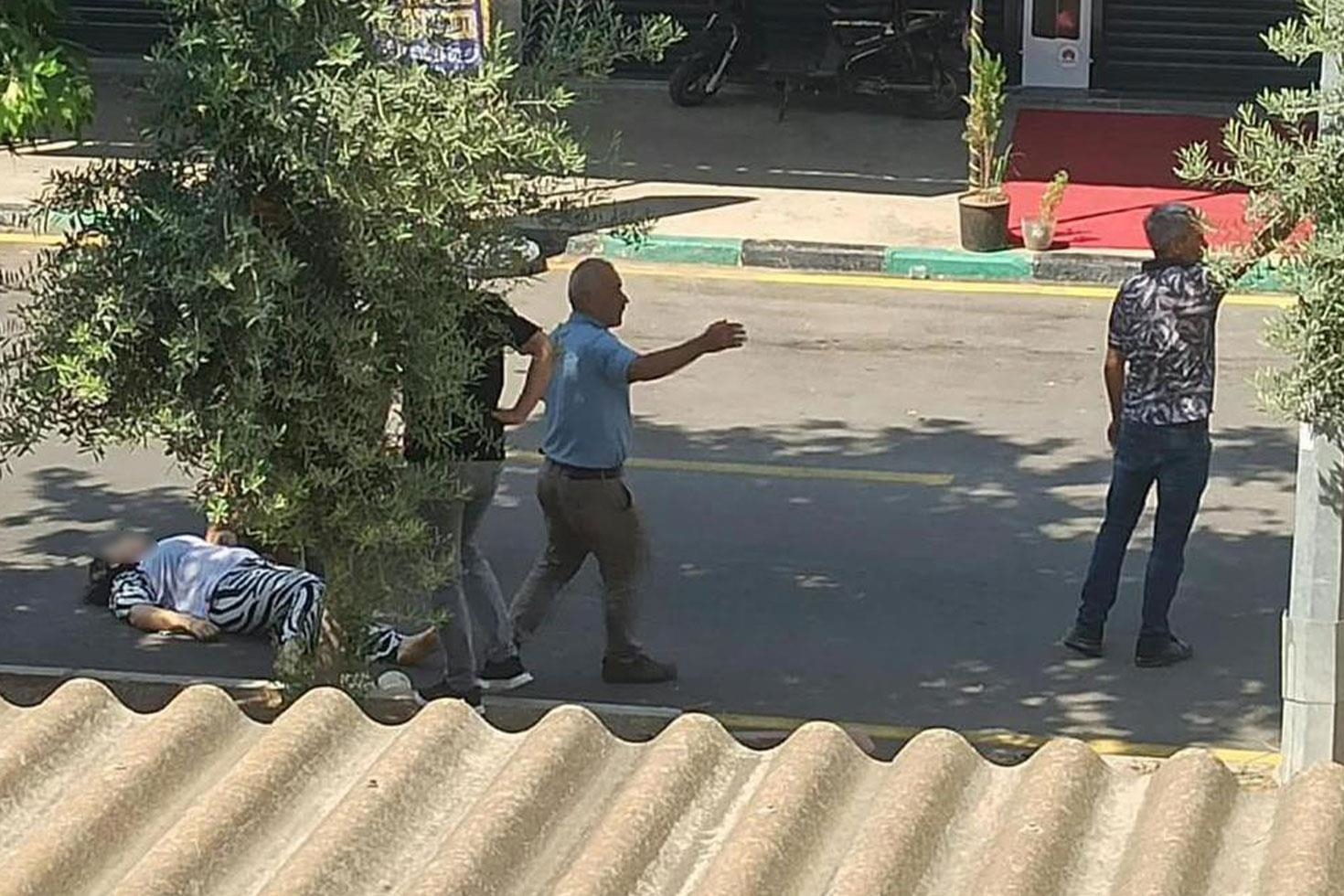 Yüz metre arayla boşanma aşamasındaki eşini öldürüp baldızını ağır yaraladı